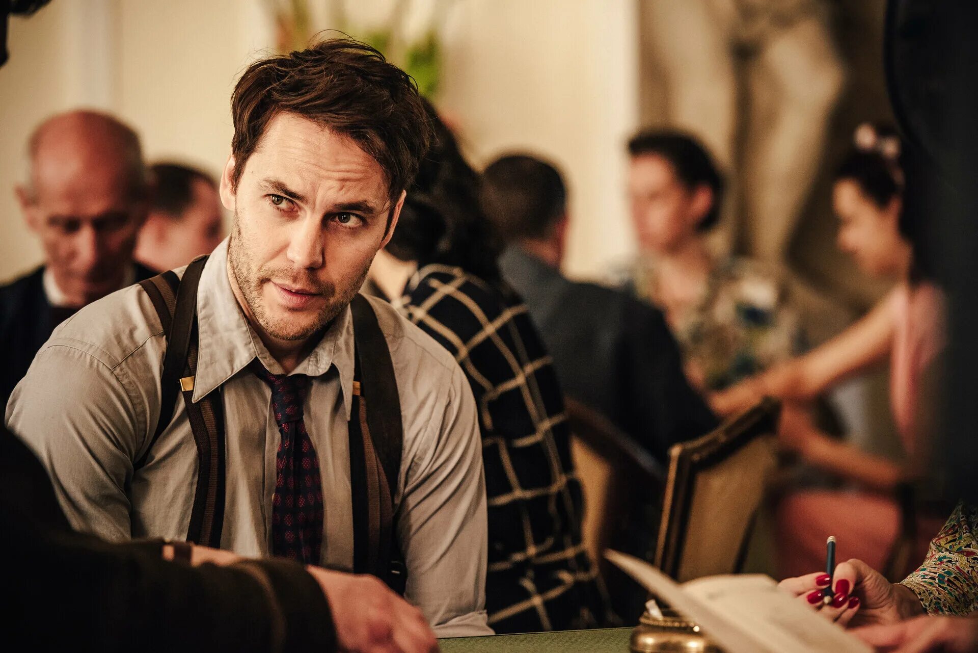 игра теней все. фигуры с тенью. театр теней одной рукой для детей. игра теней все. игра театр теней для детей.