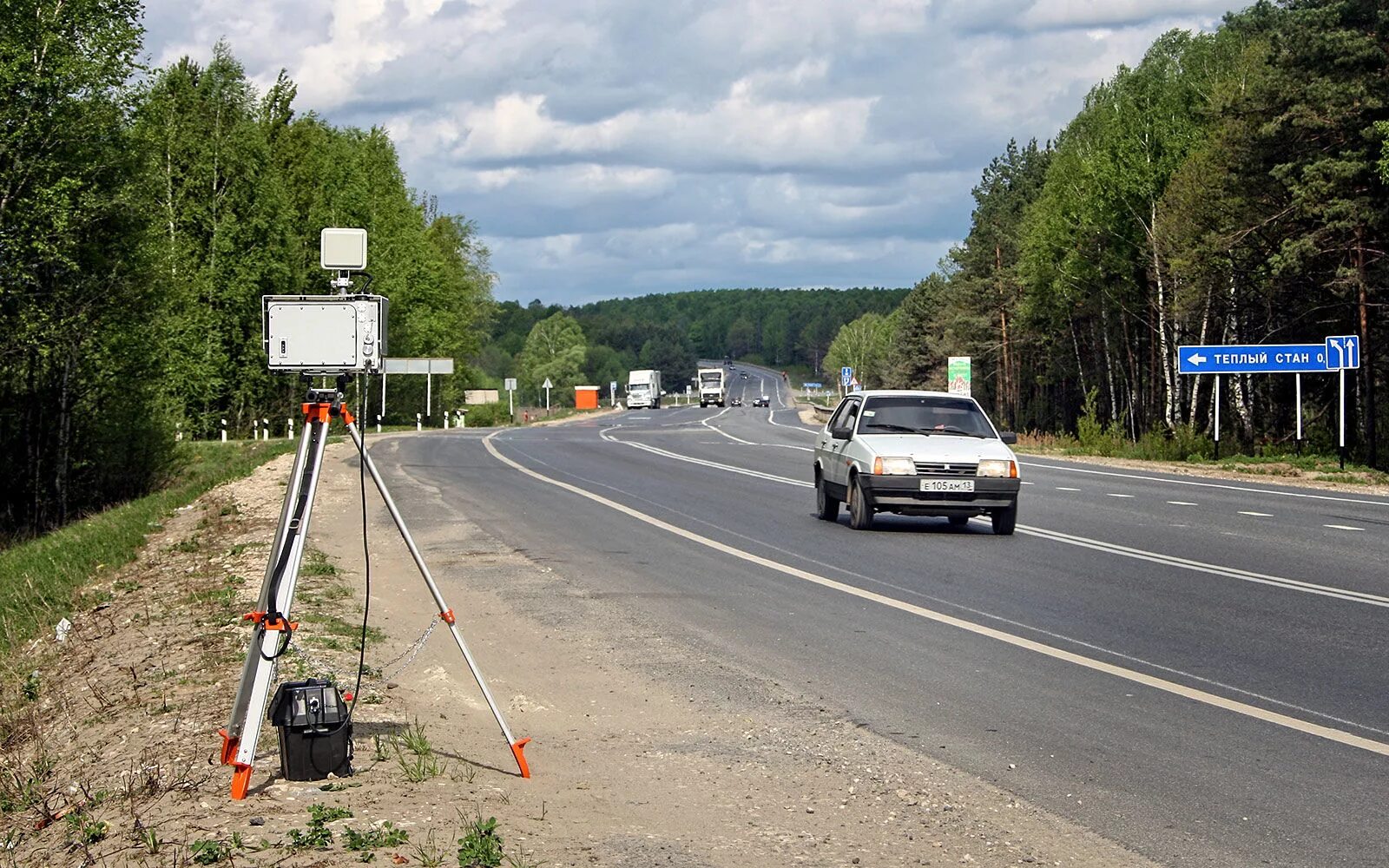 Радар скорости автомобиля