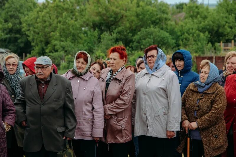 Октябрьский городок Татищевского района Саратовской области. Храм Октябрьский городок Татищево. Татищевский район село Октябрьский городок. Саратовская область Татищевский район поселок Октябрьский городок.