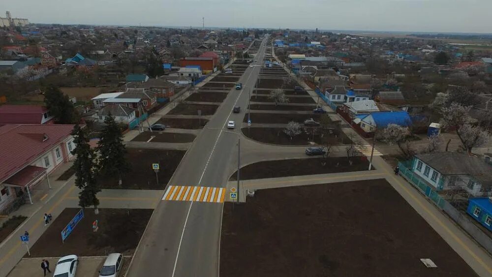 Город брюховецкая. Курганинск Краснодарский край. Брюховецкая Краснодарский край. Станица Брюховецкая. Курганинск дороги.