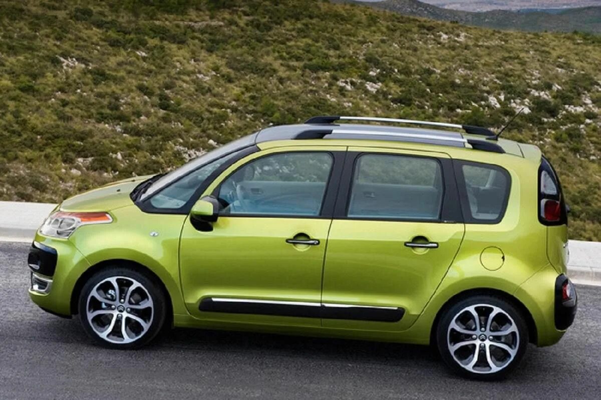Бензин ситроен с3 пикассо. Citroen c3 picasso 2010. citroen picasso c1. c3 picasso 2025. ситроен с3 пикассо золотистый.