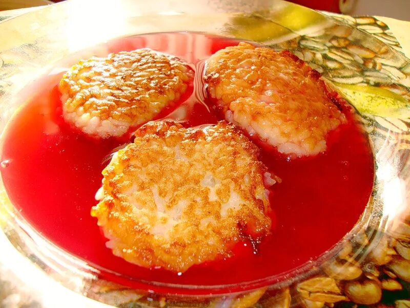 Вареный рис в шоколаде. Что можно сделать из вареного риса. Переваренный рис. Рисовый берег. Рис жасмин отварной.