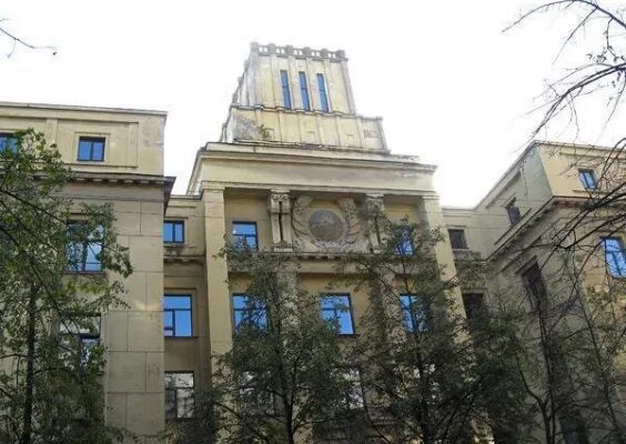 Экономический университет в питере. Санкт-петербургский филиал финансового университета. Московский финансовый университет. Финансово-экономический институт санкт-петербург. Санкт петербург филиал финашка.