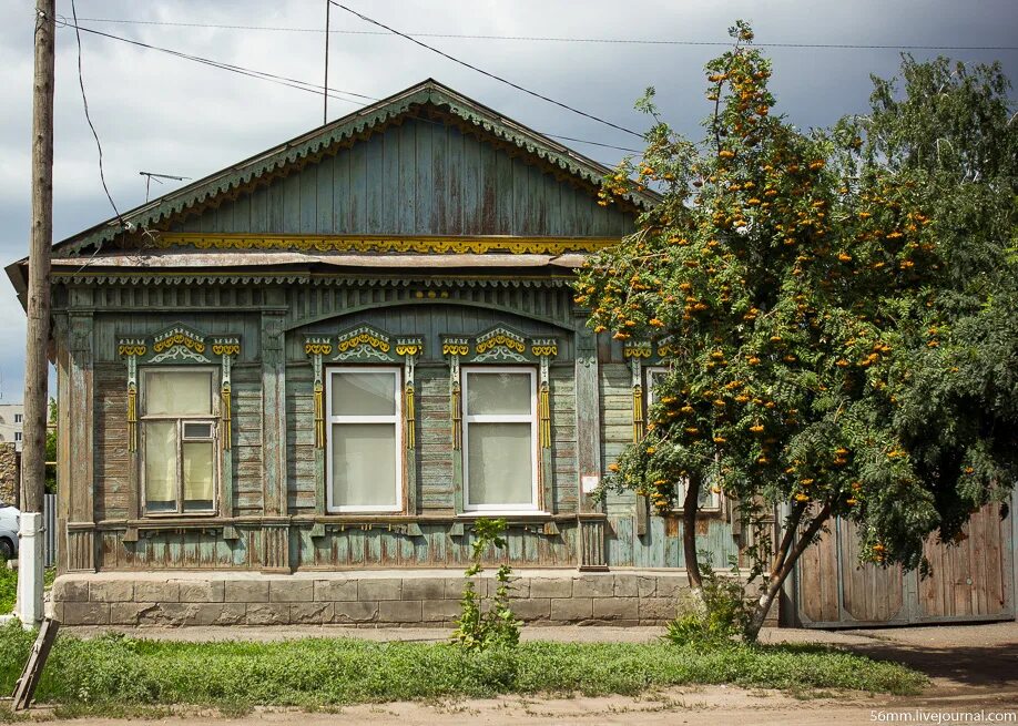 Дома в бузулуке оренбургской области. Беспоповцы Бузулук. Бузулук город. Здания Бузулука. Старые дома Бузулук.