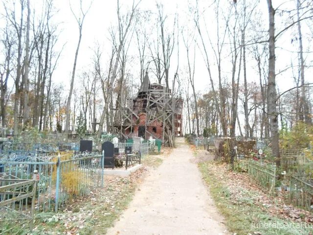Петровское кладбище великий новгород. Ермолино кладбище новгород. Петровское кладбище великий новгород. Ермолино кладбище новгород. Рождественское кладбище великий новгород захоронения.