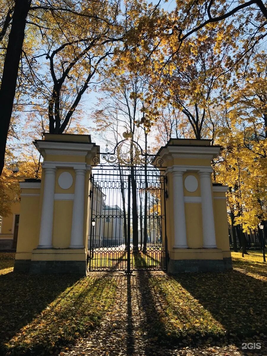 Академия талантов спб наб малой невки. Академия талантов каменноостровский дворец. Р. Академия талантов каменноостровский дворец. Академия талантов каменноостровский дворец.