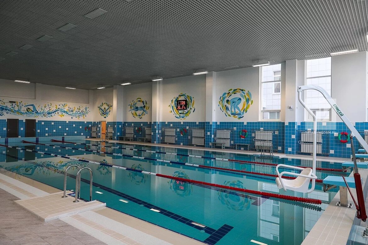Гимназия 40 бассейн калининград. Гимназия 176 екатеринбург бассейн. Бассейн на среднем 87 фото. Бассейн в гимназии 1 брянск. Гимназия 1 ангарск бассейн.