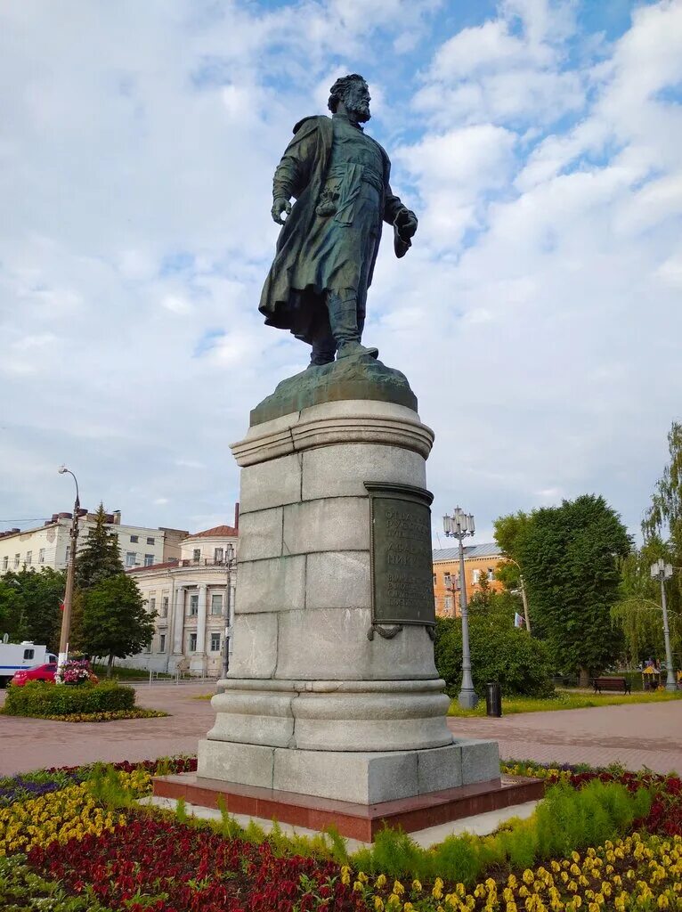 Какой памятник создал никитин в 18 веке. Никитин Тверь памятник Афанасию.