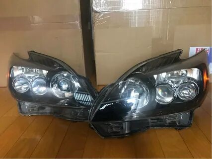 Фары prius 30