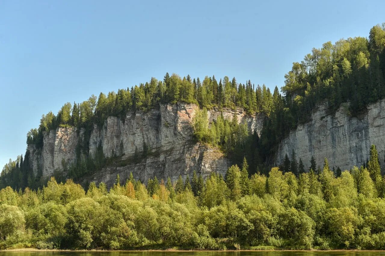 Красновишерск Пермский край. Озеро Красновишерск Пермский край. Красновишерск Пермский край достопримечательности. Золотой камень Красновишерский район Пермского края. Купить 25 пермском крае