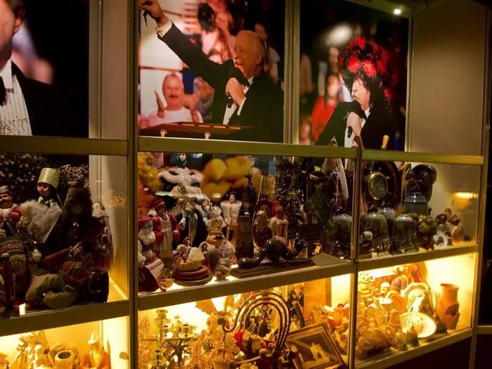 Музей поле чудес. Музей подарков поле чудес. Музей подарков капитал-шоу «поле чудес. Музей якубовича. Музей капитал шоу поле чудес.