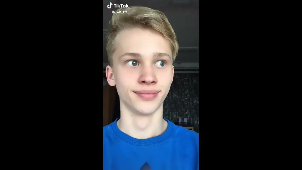 Самое первое видео в тик. Самое первое видео в тик. Тело человека для видео в тик ток. Самое первое видео в тик. Популярные блоггеры с открытым ртом.