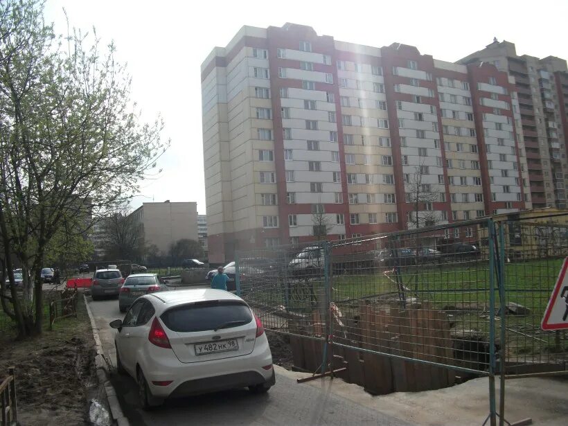 пр. 1. проспект художников 24к1. художников 24 4. дом корабль 137 санкт-петербург.