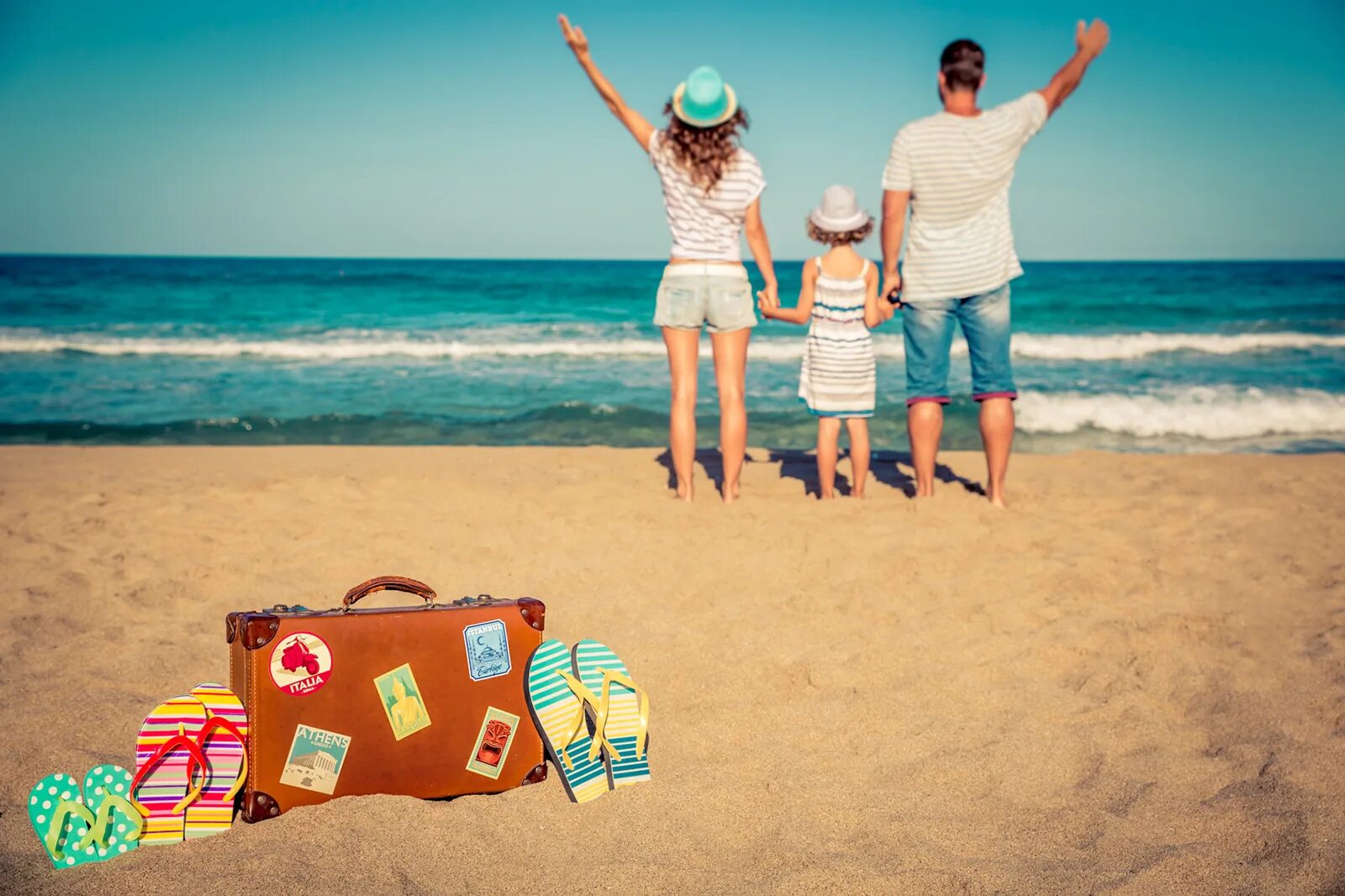 Компания на пляже. Best moment vacation. Vacation till. Отпуск путешествие. Vacation till.