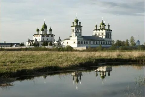 Три монастыря