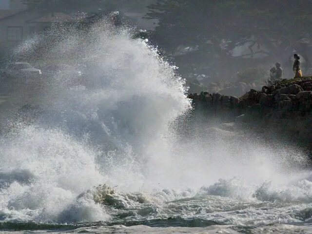 Шторм Чукотское море. Берингово море шторм. Ураганы на Чукотки в море. Ураган на Чукотке.