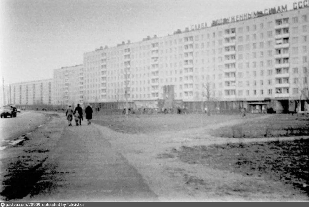 Северное тушино в 90х. Деревня захарково северное тушино. Промзона южное тушино на карте. Вокзал на станции крюково. Деревня захарково северное тушино.