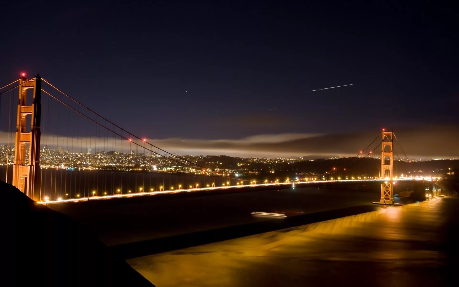 Ночной город вид с моста. Мост над городом. Вантовый мост живописный. Панорама на город ночь мост. Мост в городе.