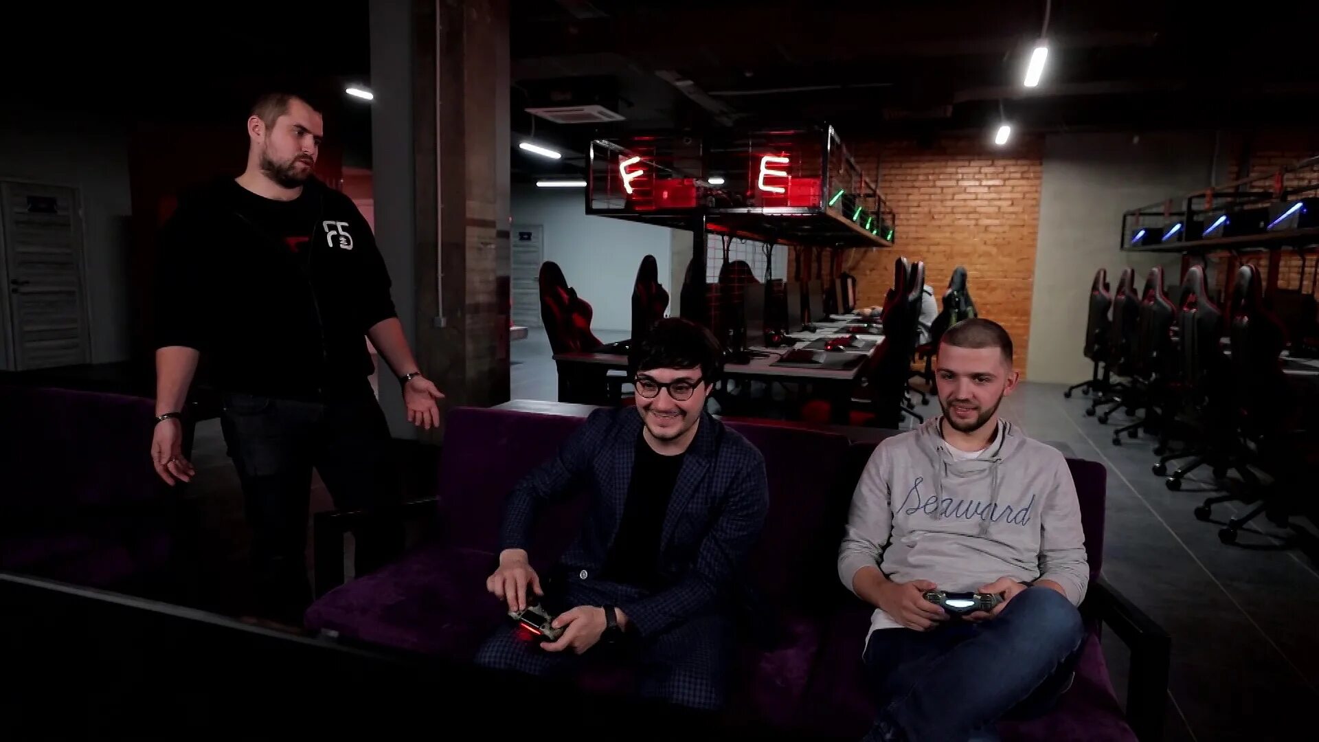 сейчас босс. биг рашн босс без маски. сейчас босс. теперь я босс заставка. биг рашн босс.