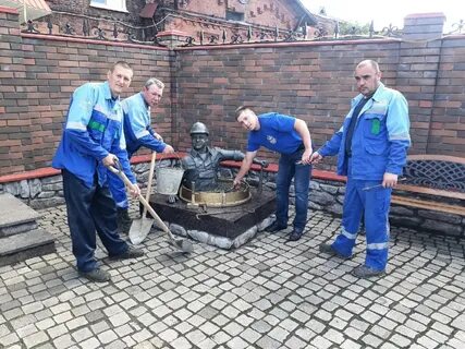 Водоканал присылает