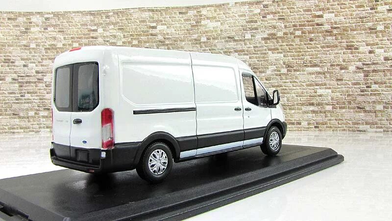 Модели форд транзит. Ford Transit 1:43. Модель Форд Транзит 1 43. Ford Transit Greenlight 1 43. Ford Transit Minibus 1:43.