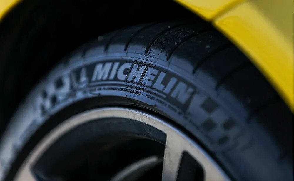 Мишлен шины производитель. Michelin made in r21. Michelin производители шин. Мишлен пилот 6. Шины мишлен б у