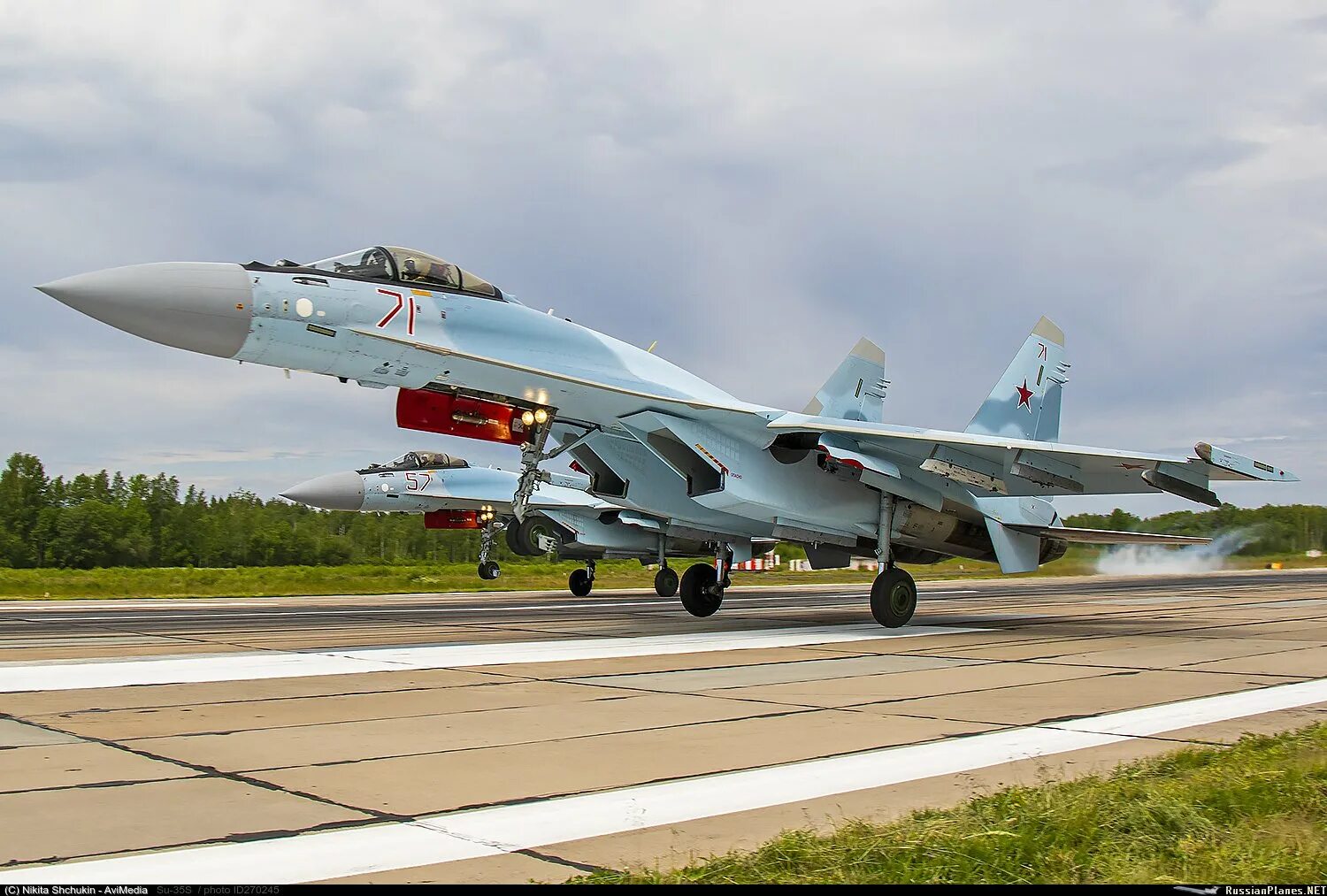 Техник ввс. Су-35 русский витязь истребитель. Су-35 русские витязи. Су 30см халино. Аэродром балтимор су-34.