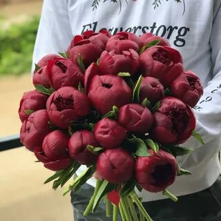 Пионы бутоны букет