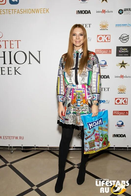 Эстет фэшн вик 2024. Estet Fashion week Москва. Фэшн Вик в Москве. Fashion мероприятие. Эстет фэшн Вик логотип.