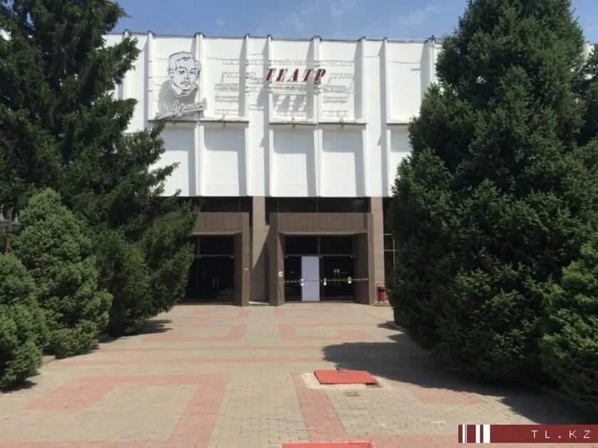 Русский академический театр имени лермонтова. Русский драматический театр абакан. Театр имени лермонтова алматы. Ю. Театр им лермонтова абакан метель.