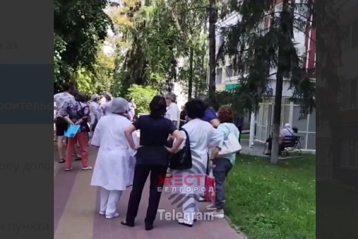 Эвакуация в белгородской области сегодня. Эвакуация в Белгороде 2022. Эвакуированные из Белгорода. Белгород эвакуируют жителей. Эвакуация из Белгорода.