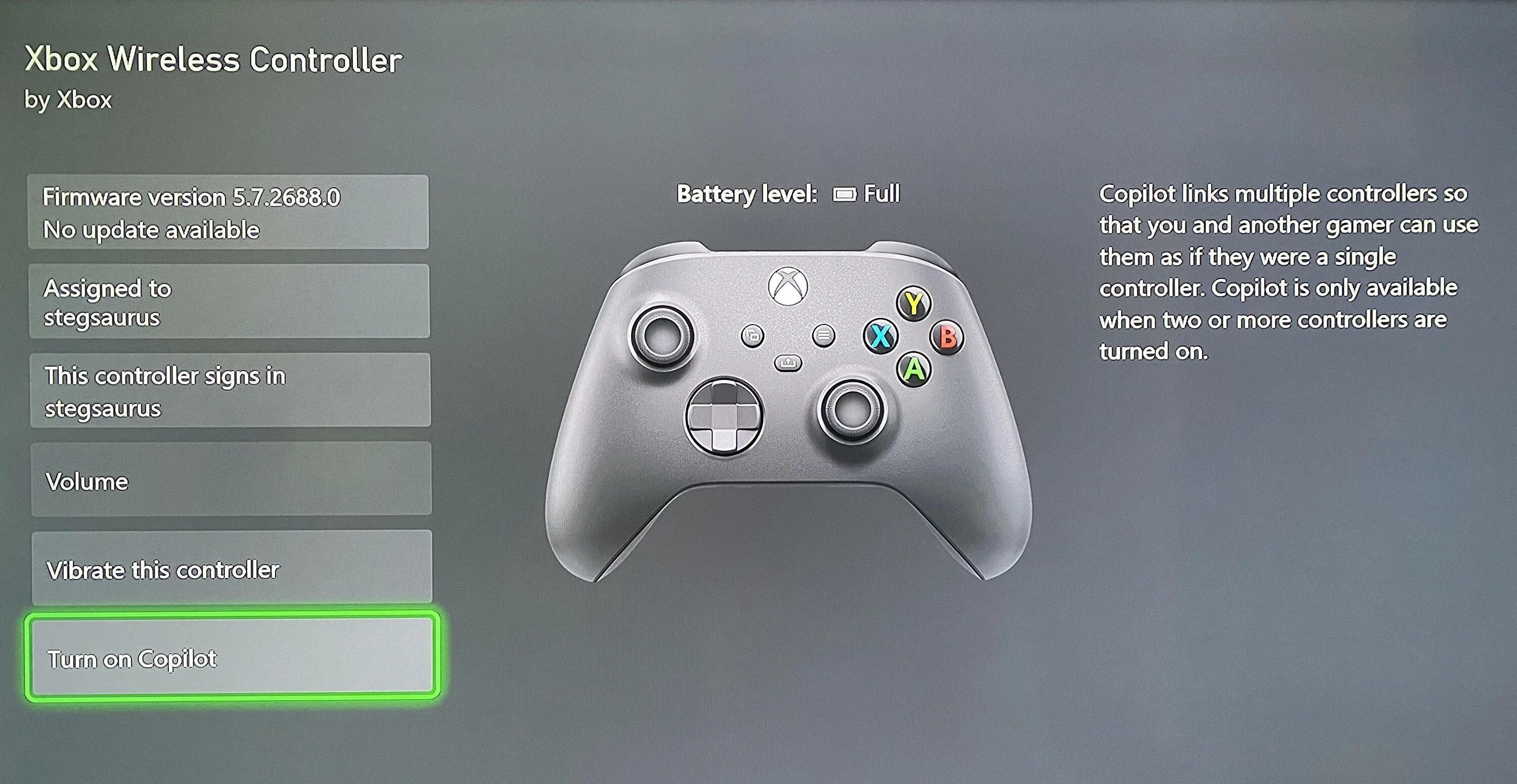 Как настроить xbox series x. Xbox Controller Baku. Как настроить контроллер. Holding Xbox Controller. Иксбокс Сериес пульт Назначение кнопок.