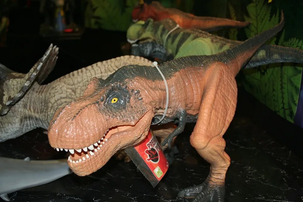 Азалин рекс. T rex москва. Тираннозавр рекс окрас. T rex тираннозавр. Rebor tyrannosaurus rex vanilla ice.