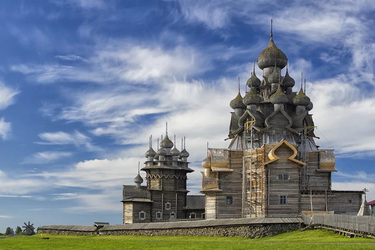 Кижи музей-заповедник. Музейтзааоведник Кижи. Музей-заповедник «Кижи» (о. Кижи). Архитектурный комплекс Кижи (ансамбль Кижского погоста).