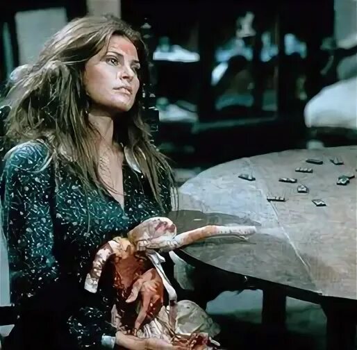 Найти девушку 1976. Девчонка которую убить мало фильм 1976. Ищите девушку фильм. Девочка из переулка 1976 кадры. Настоящая девочка фильм 1976.