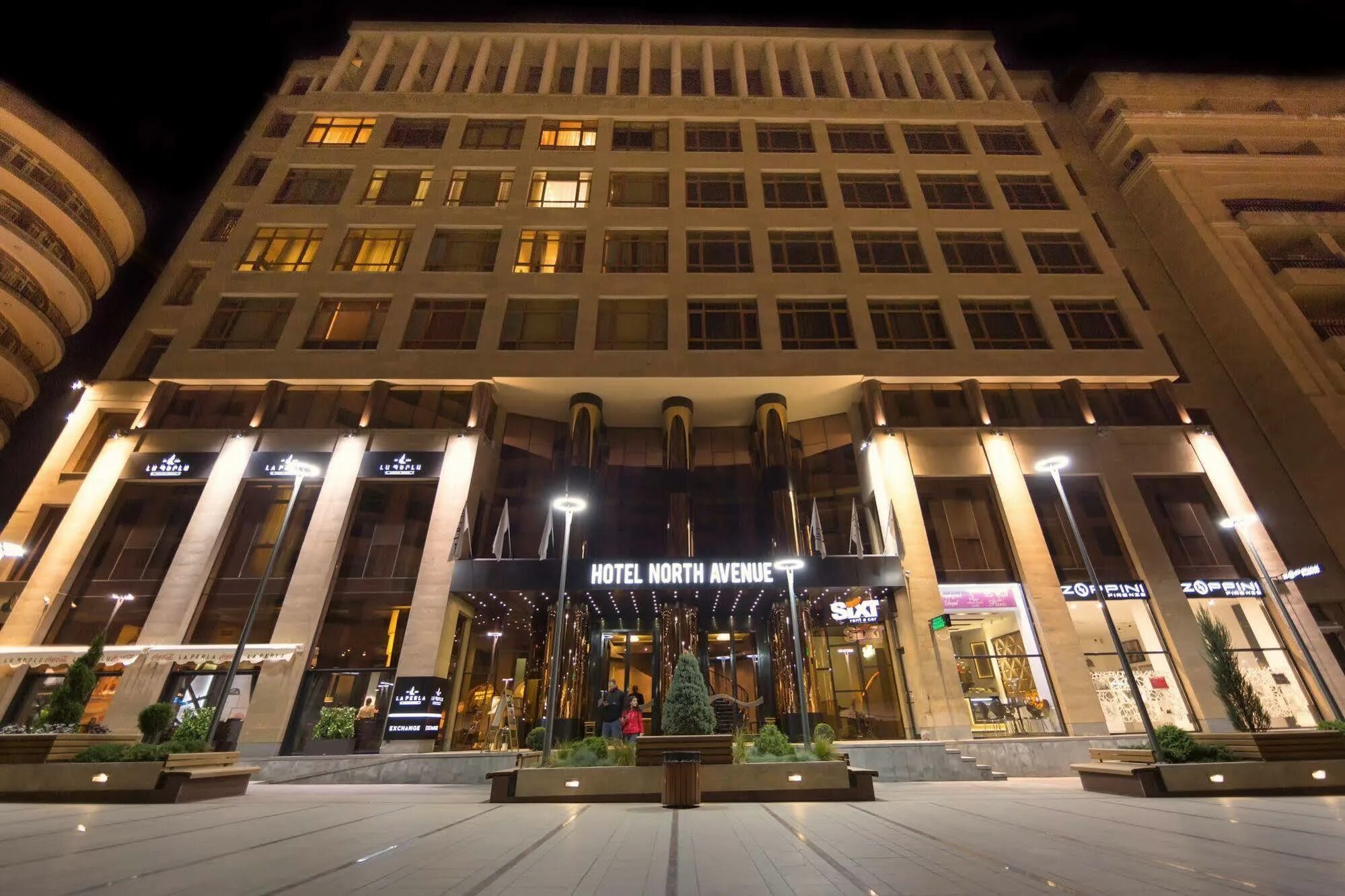 Отель ibis в ереване. Северное авеню ереван. North avenue hotel. Опера авеню отель ереван. North avenue ереван.