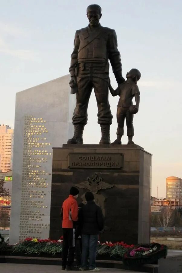 мемориал солдатам правопорядка челябинск памятники челябинска. мемориал челябинск. памятник воинам правопорядка смоленск. солдатам правопорядка. мемориальный комплекс солдатам правопорядка челябинск.