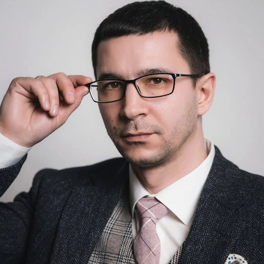 Игорь полицаев тюмень. Игоря полицай. Полицаев групп. Игорь полицаев тюмень. Полицаев групп тюмень.