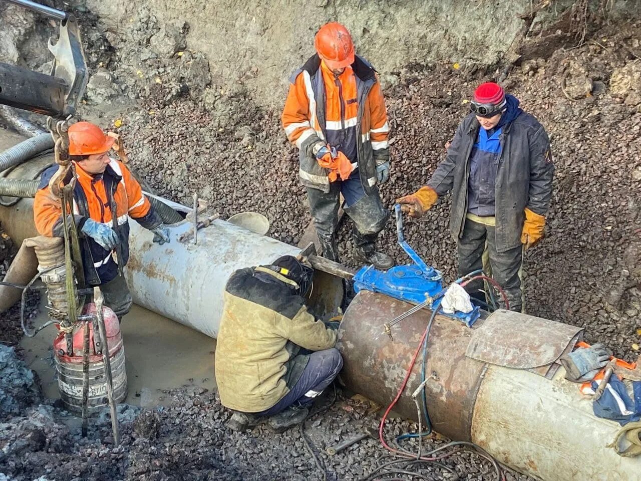 Водоканал когда будет вода. Водоканал когда будет вода. Водоканал кострома на советской. Водоканал задвижка 150. Аварии на очистных сооружениях.