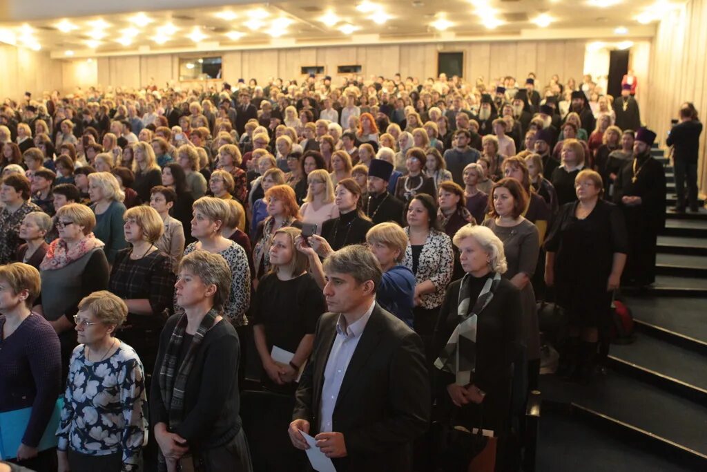 Пущино Рождественские чтения. ДК Подмосковье Красногорск. ДК Подмосковье Красногорск зал. ДК Подмосковье Красногорск малый зал.