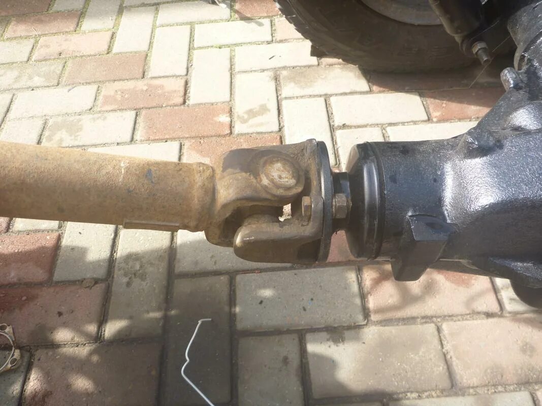 Driveshaft/карданный вал a6564102902. углы наклона карданных валов. кардан газ 69. максимальный угол карданного вала. угол наклона кардана уаз.