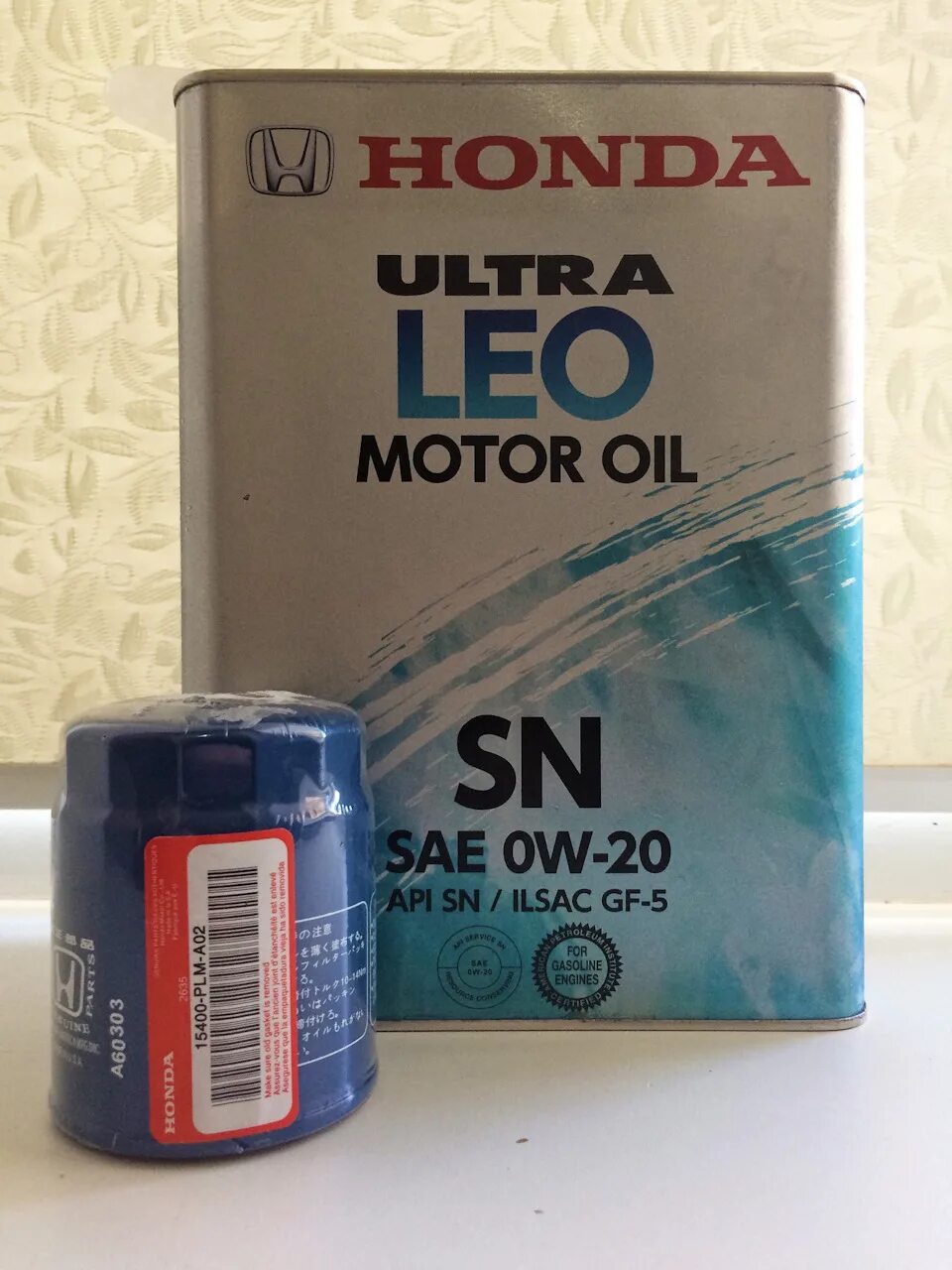 Масло honda leo. Honda Ultra Leo 0w20. Масло Honda Leo 0w20. Ultra Leo SP 0w-20. Хонда ультра Лео 0w20 20 литровая канистра.