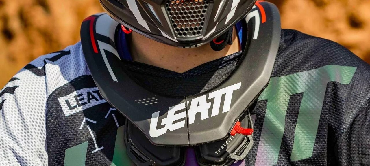 5 enduro. Leatt мотоэкипировка. Leatt 7. Шлем leatt 7. Шлем leatt 8.