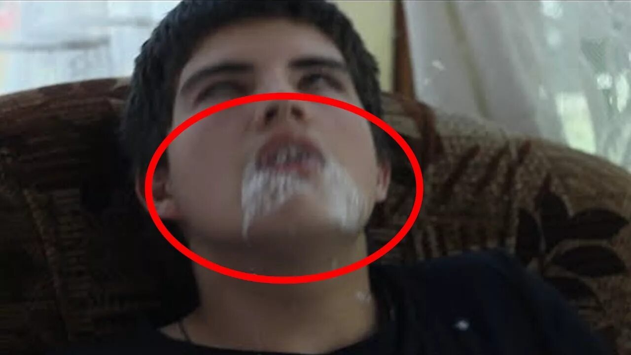 Бэдкомедиан кокс. Почему пена у рта. Почему пена у рта. Почему пена у рта. Пенка для рта.