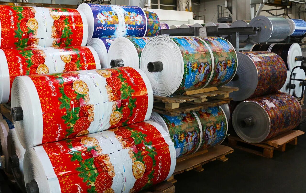 10шт) арт. Пакет с петлевой ручкой 38x42 40 мкм пнд 500/25, завтрак, шт. Интерпак. Интерпак логотип. Interpack.