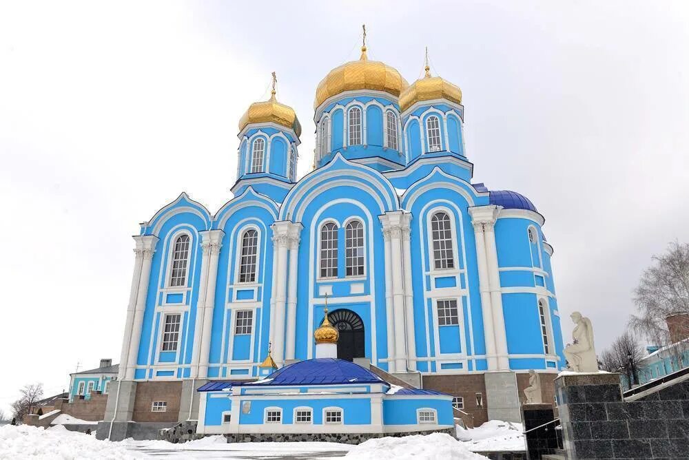 Храм Тихона Задонского в Задонске. Богородицкий монастырь Задонск. Задонский Рождество-Богородицкий. Задонский Рождество-Богородицкий монастырь.