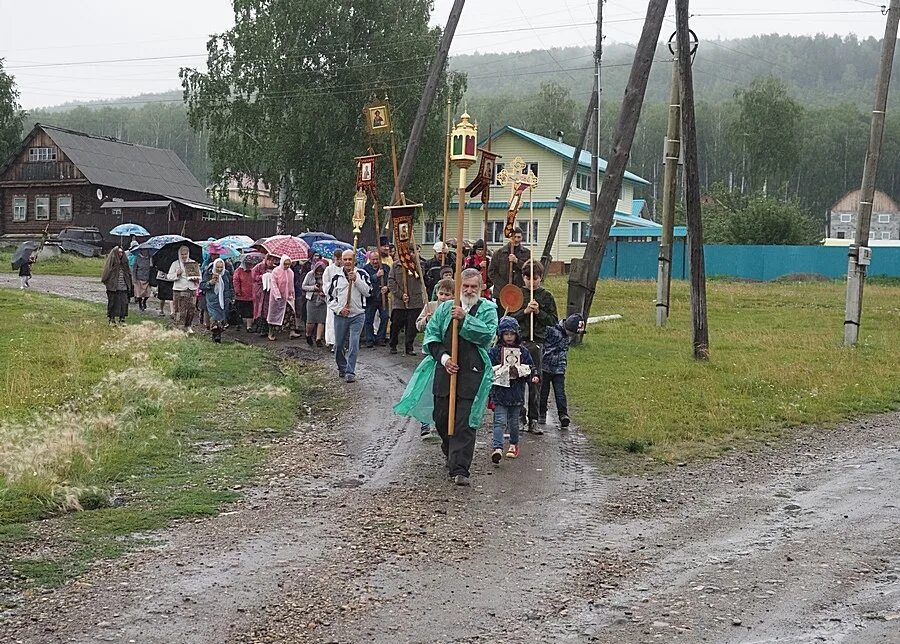 Церковь в Новоандреевке. Фото Новоандреевка Церковь. Новоандреевка Миасс праздник.