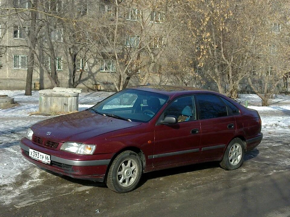 Carina e купить. Toyota Carina e.