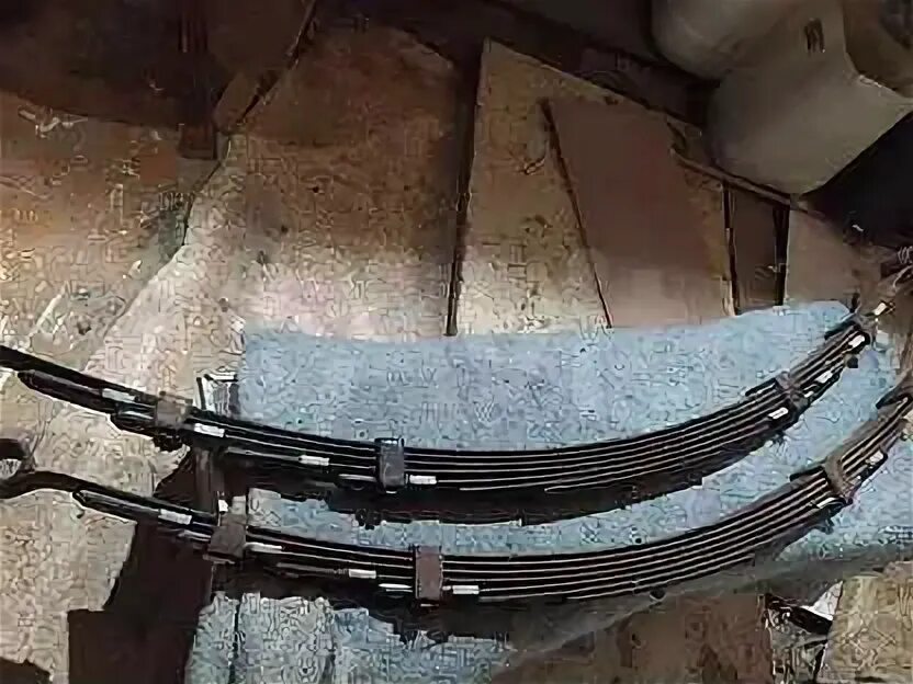 Рессора иж 27175. Рессора вис 2349. Рессора иж 27175. Коренной лист рессоры иж 2717. Рессора иж 27175.