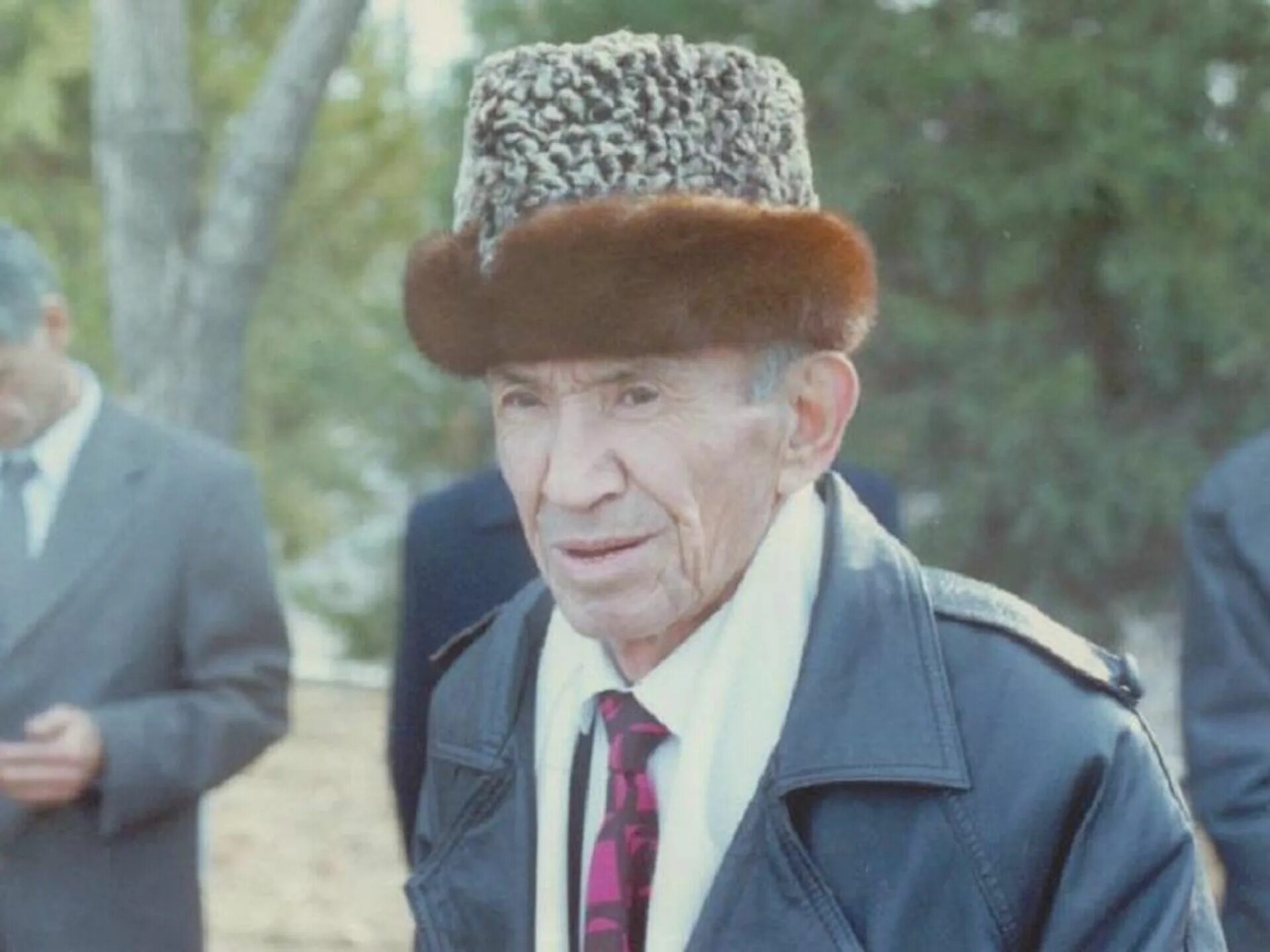 To ra. To`ra sulaymon. Тўра сулаймон шеърлари. Toʻra sulaymon. Ragheb to ra ke didam песня.